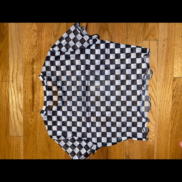 Checkered Mesh Top - Picture 3 of 3